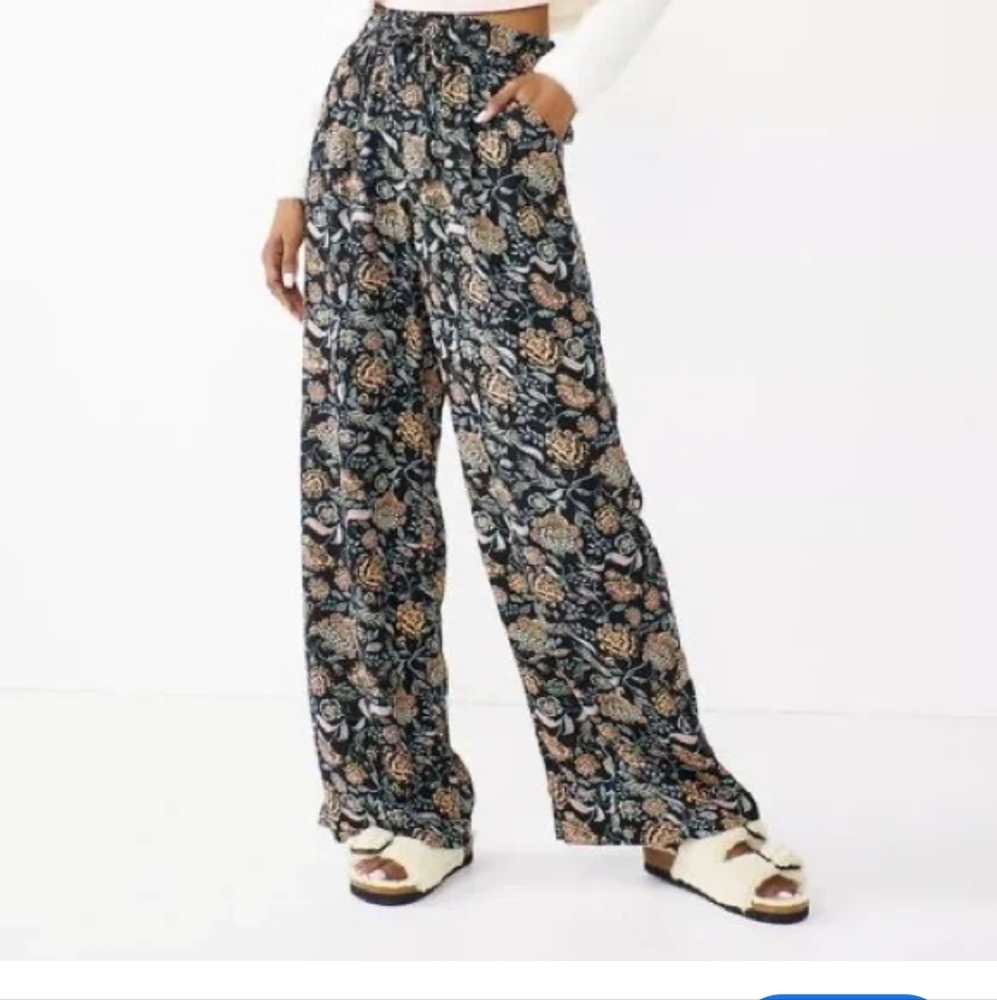 PAISLEY RAYE Plus Size 2X Black Track Pants & JoggersWide-Leg Design Floral Sexy